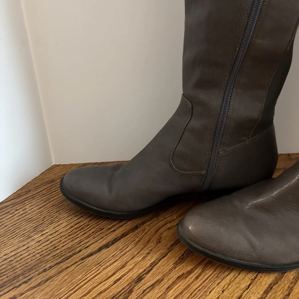 Women's Gray Leather Calvin Klein Over The Knee Boots Size 9